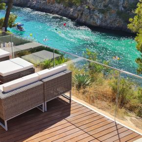 Untere Meerterrasse an der Klippe
